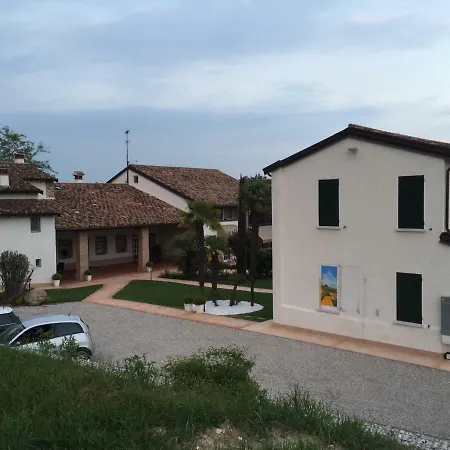 Affittacamere Foresteria Lombarda Corte Delle Rose *