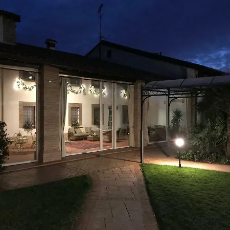 Foresteria Lombarda Corte Delle Rose Affittacamere