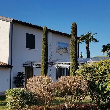 Affittacamere Foresteria Lombarda Corte Delle Rose